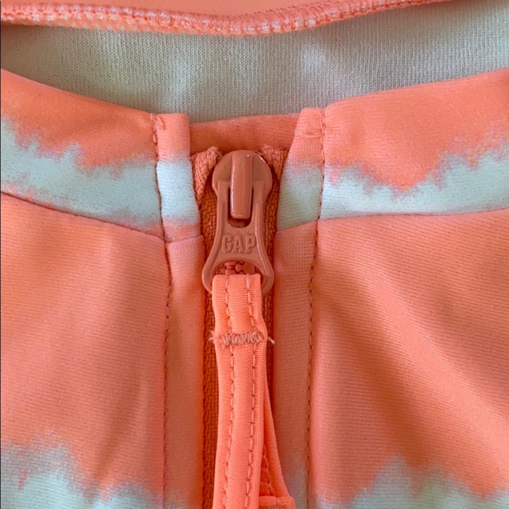 Gap Kids Tie-Dye Zip Rash Guard One-Piece - Picture 6 of 15